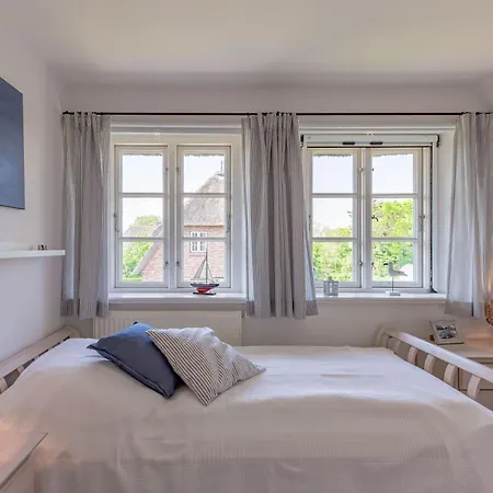 Hébergement de vacances Reetdachhaus *